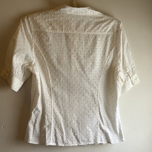 VINTAGE classic white blouse size medium - Picture 2 of 2